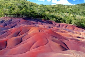 1-chamarel-seven-coloured-earth